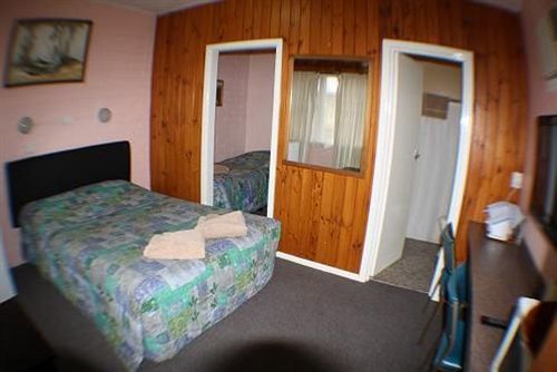 Nhill Oasis Motel Екстериор снимка